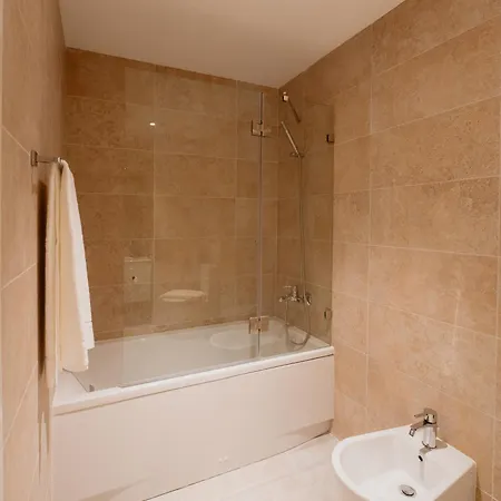 Mary Pink - No 3c - Sublime Two-bedroom Lisboa