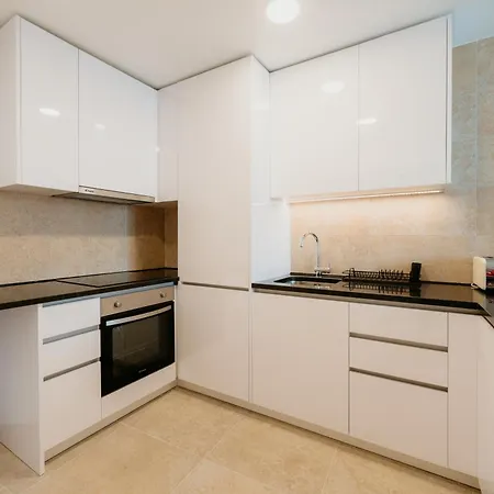 Mary Pink - No 3c - Sublime Two-bedroom * Lisbon
