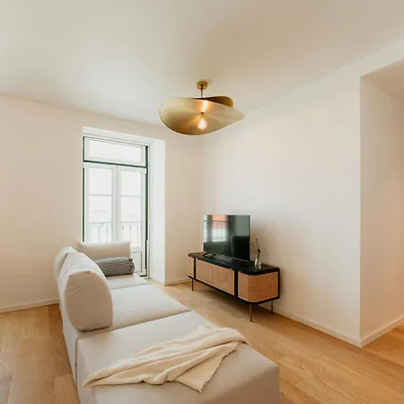 Daire Mary Pink - No 3c - Sublime Two-bedroom